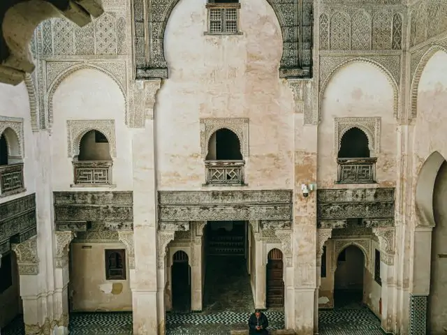 Al-Qarawiyyin Camii avlusu, Fes Medina, Fas
